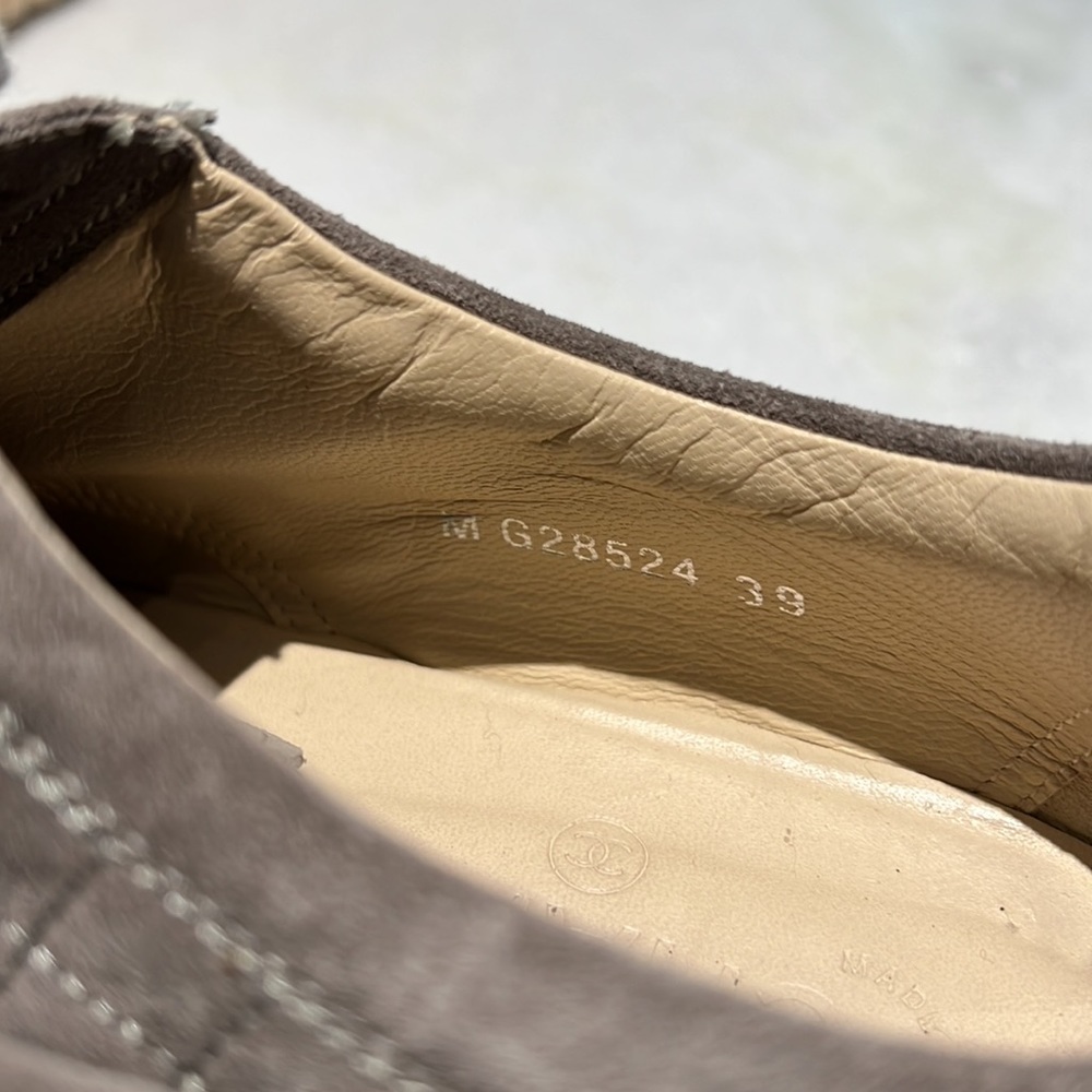 Chanel Oxford shoes - Picture 8 of 12